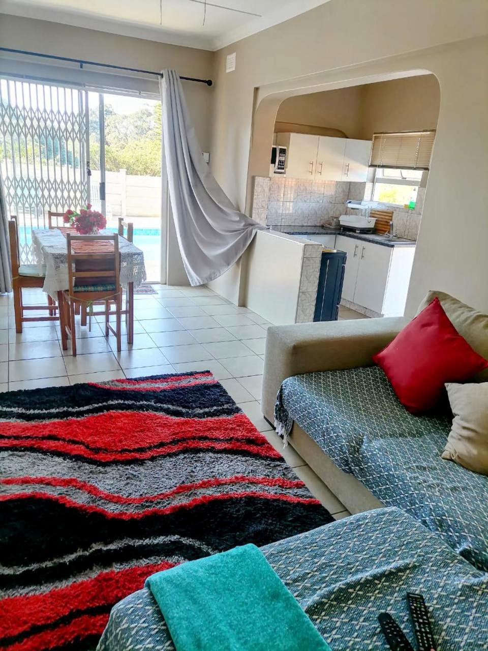 Poolside Guest House Port Shepstone Bagian luar foto